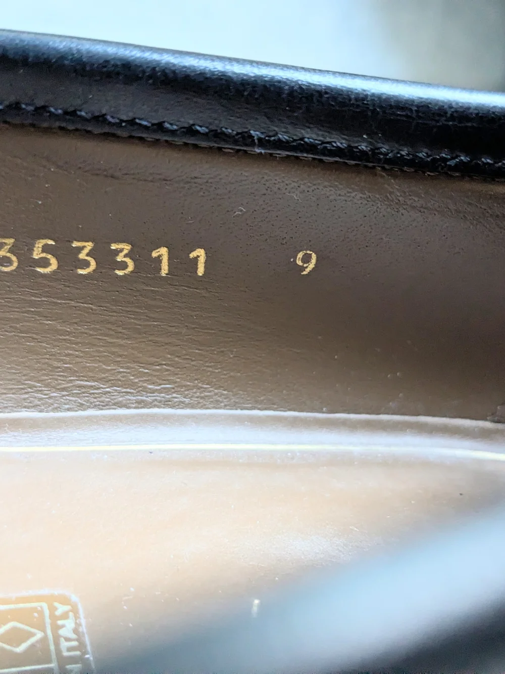 Gucci Men's Black Leather Horsebit Loafers